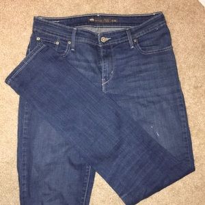 Levi’s Slim Leg Jeans